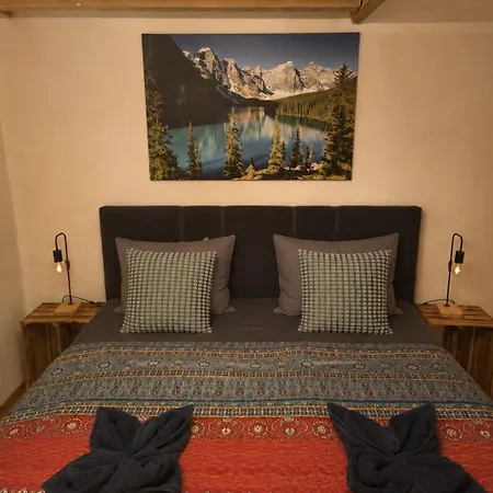Am Rursee Obst- Und Wintergarten Fuer 8 Personen, 2 Hunde, Familien & Firmen * Simmerath