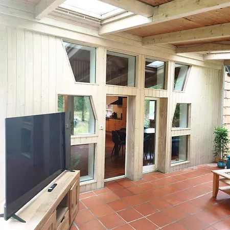 Am Rursee Obst- Und Wintergarten Fuer 8 Personen, 2 Hunde, Familien & Firmen Simmerath